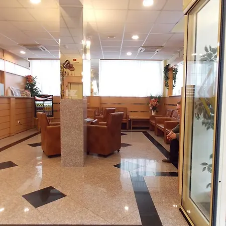 Zuglo Hotel