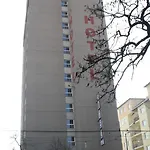 Hotel Zuglo 3*