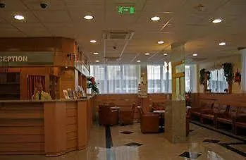 Zuglo Hotel 3*