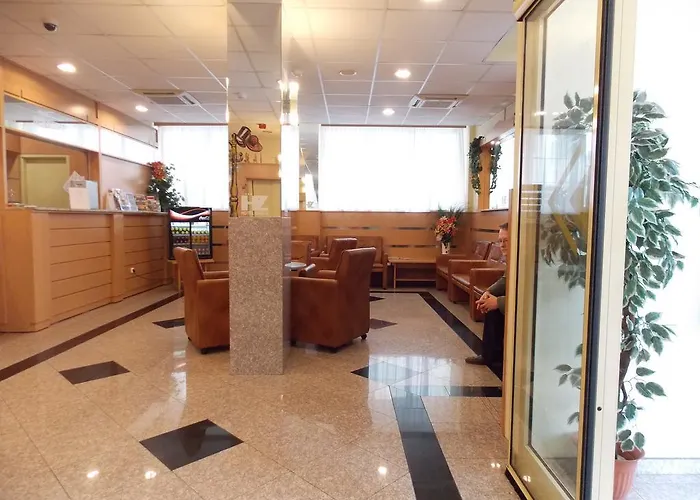 Zuglo Hotel