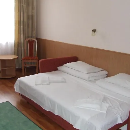 Zuglo 3* Βουδαπέστη